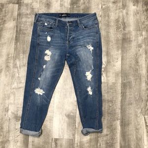 Ripped Boyfriend Jeans